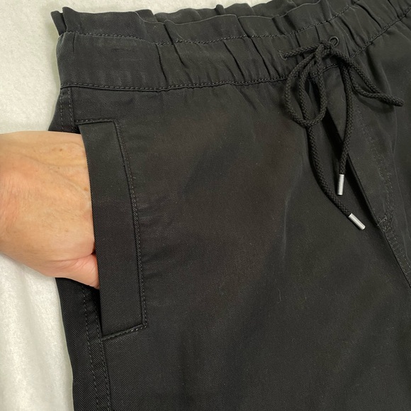 NWT Loft Black Cropped Wide Leg Lightweight Pull On  Pants Size M #1519 - Picture 4 of 13